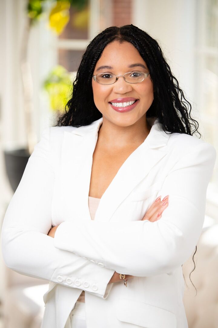 Chelsea McAllister, Realtor in Paw Creek, NC (5)