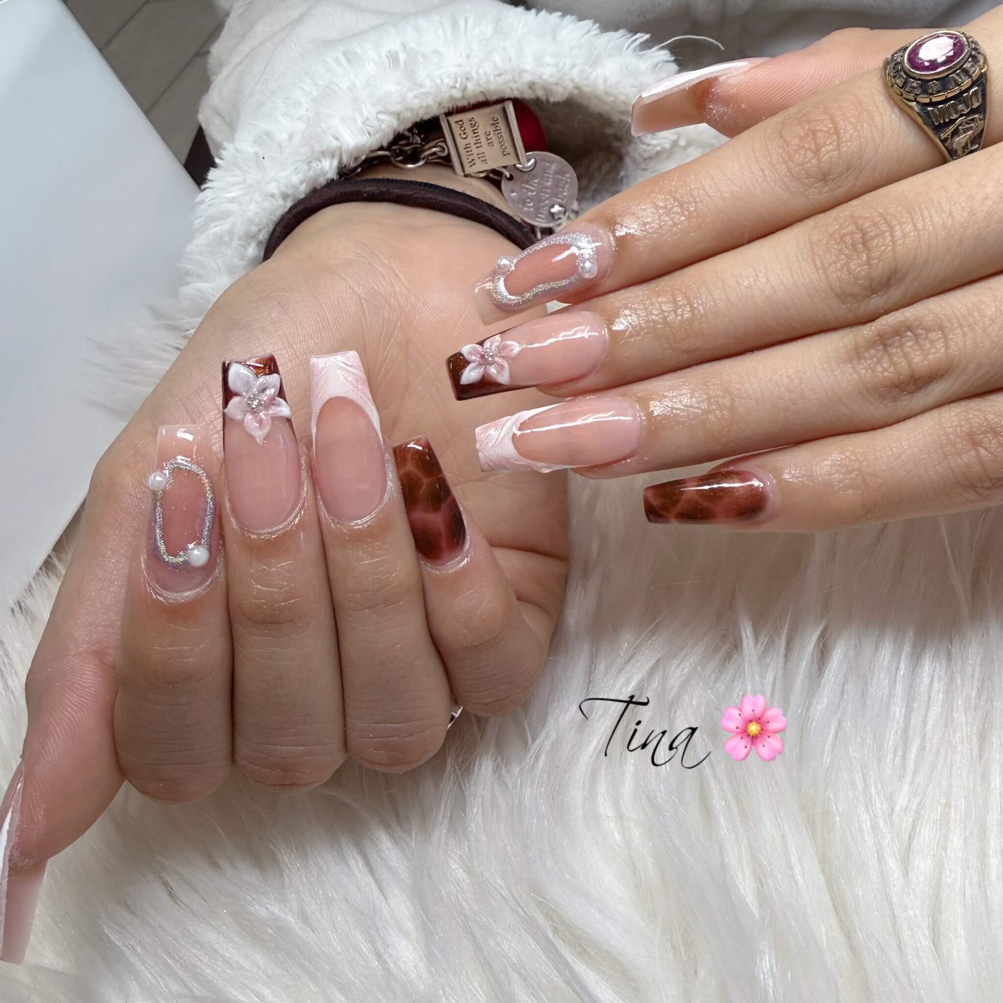 Annie's Nails & Spa in Odessa, TX