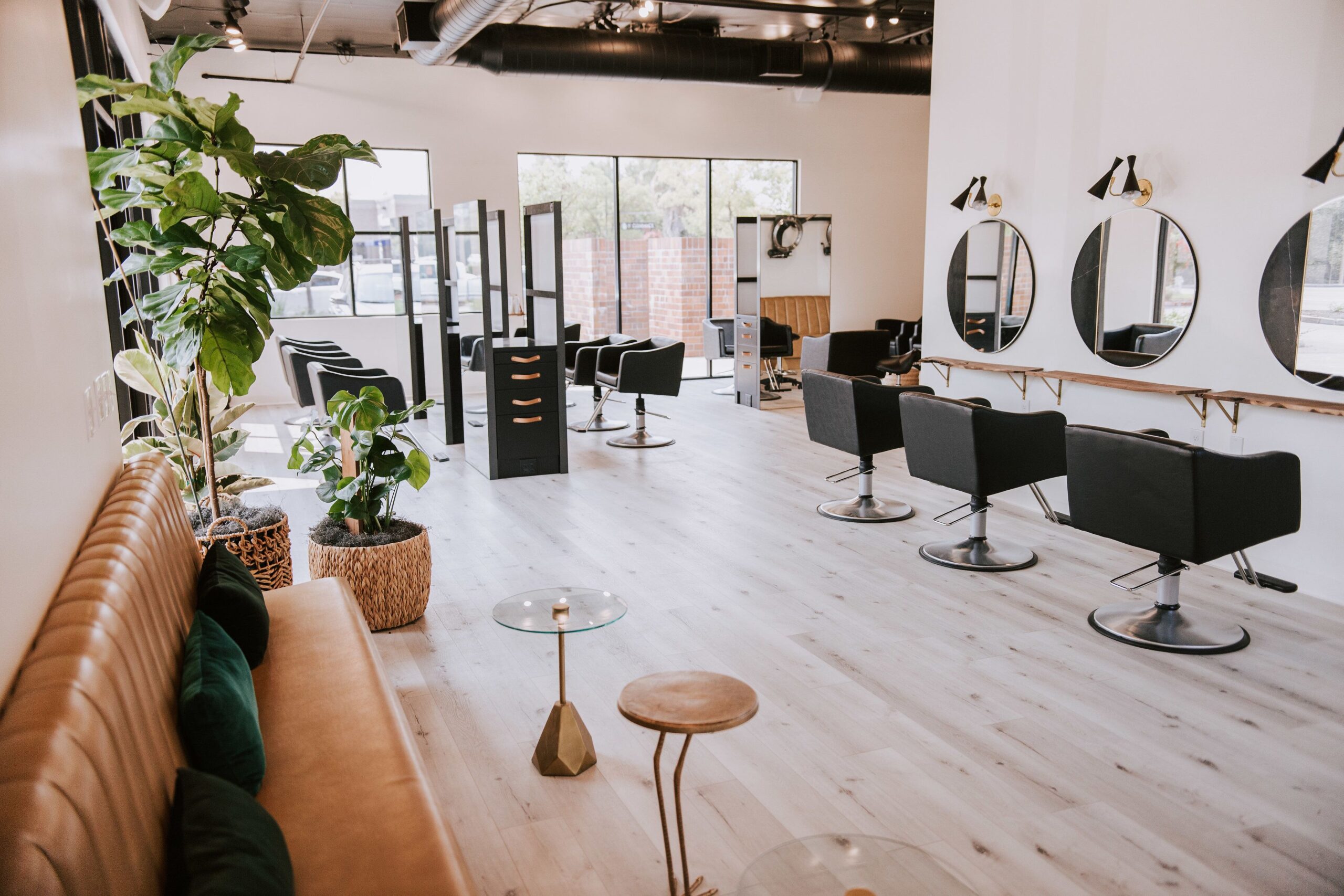 Nina's Salon in Livonia, MI (2)