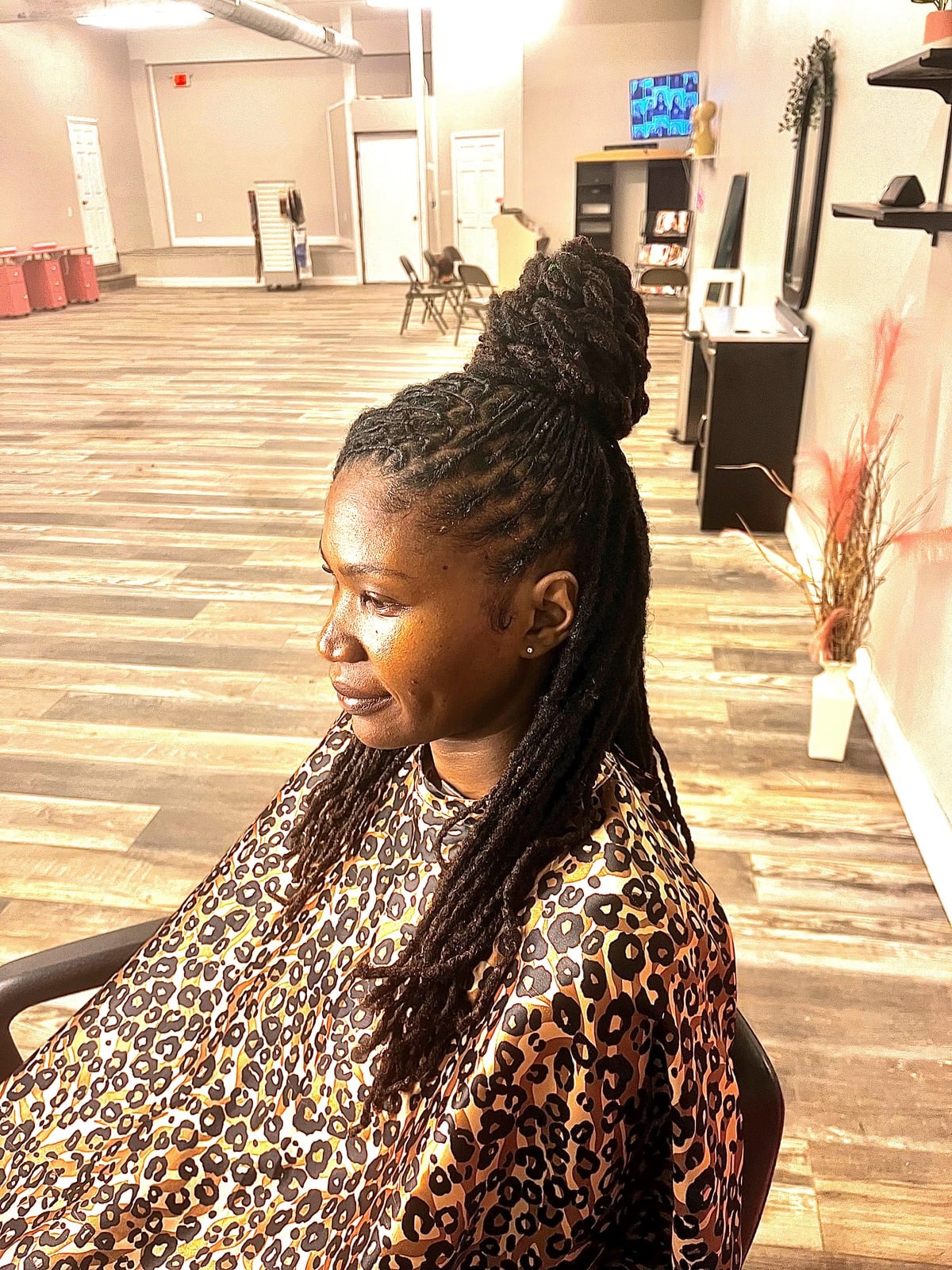 Tishabeautynhair in Bay Village, OH (3)