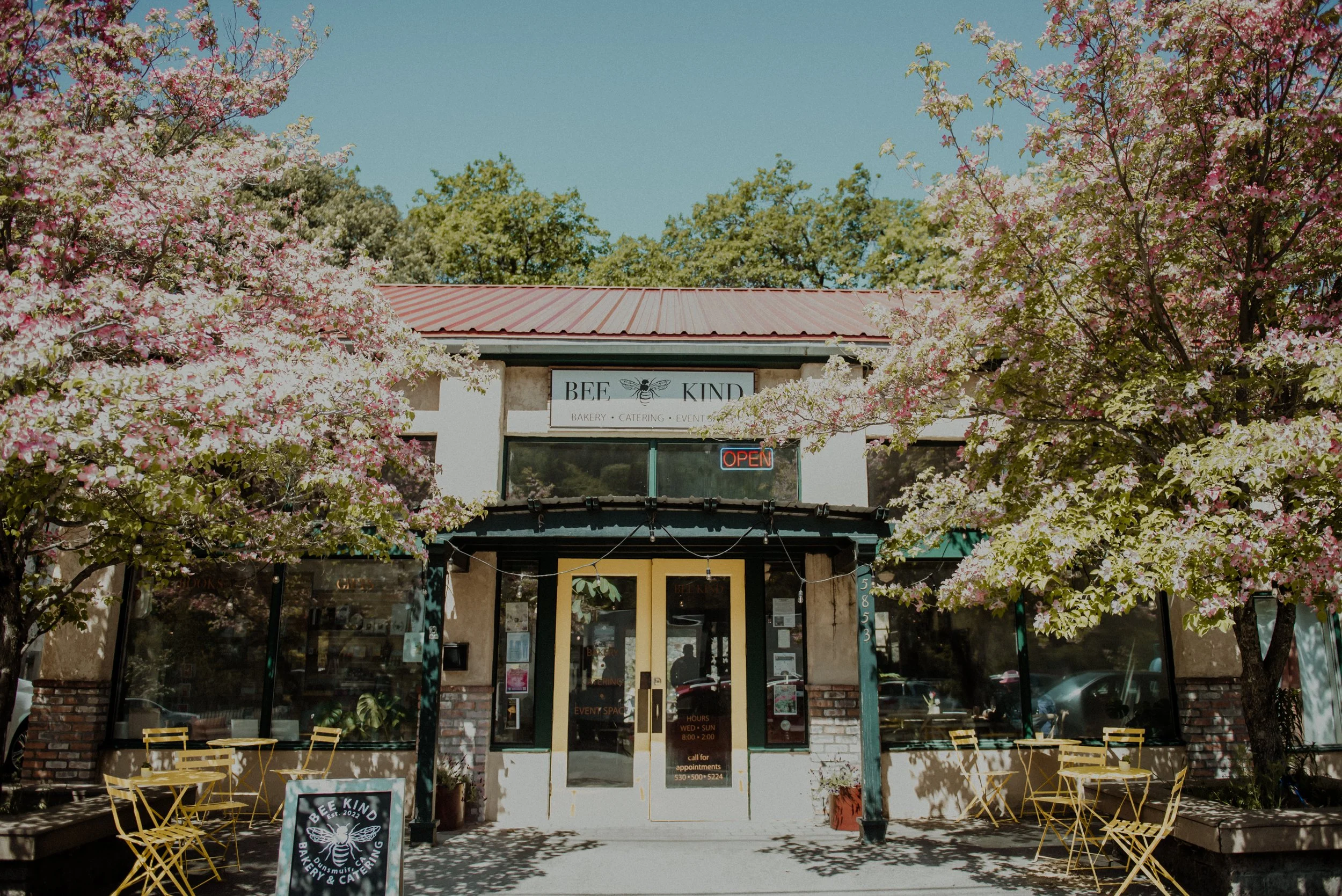 Bee Kind Bakery & Catering in Dunsmuir, CA