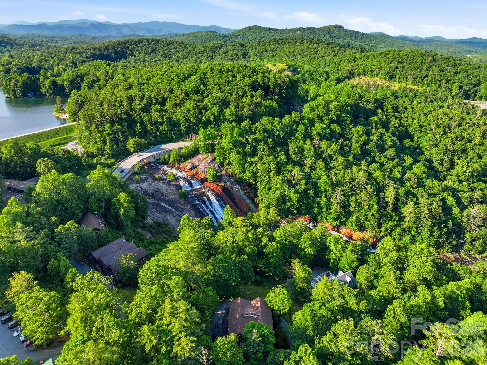 Petit Properties Real Estate (Brevard) in Brevard, NC (5)