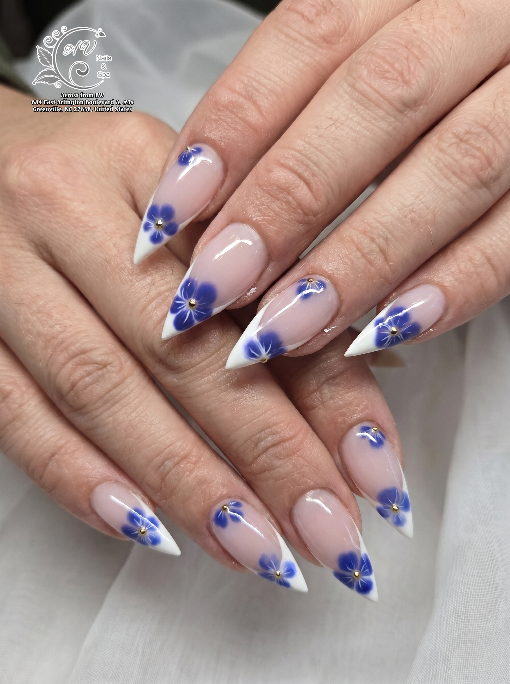 AV Nail Spa in Greenville, NC (6)
