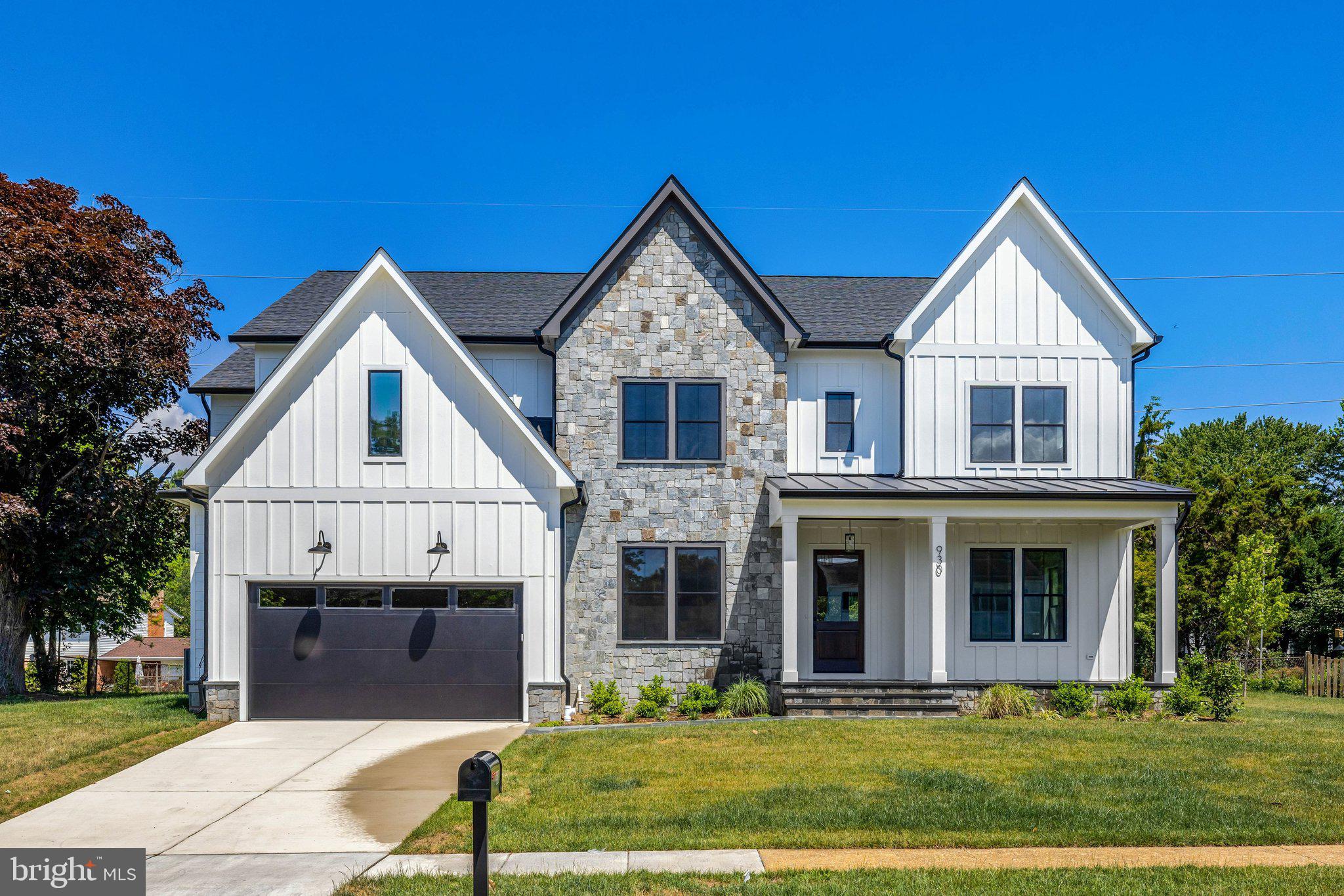 Gizelle & Co of COMPASS Real Estate in Vienna, VA (4)