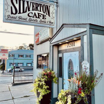 Silverton Café in Cincinnati, OH