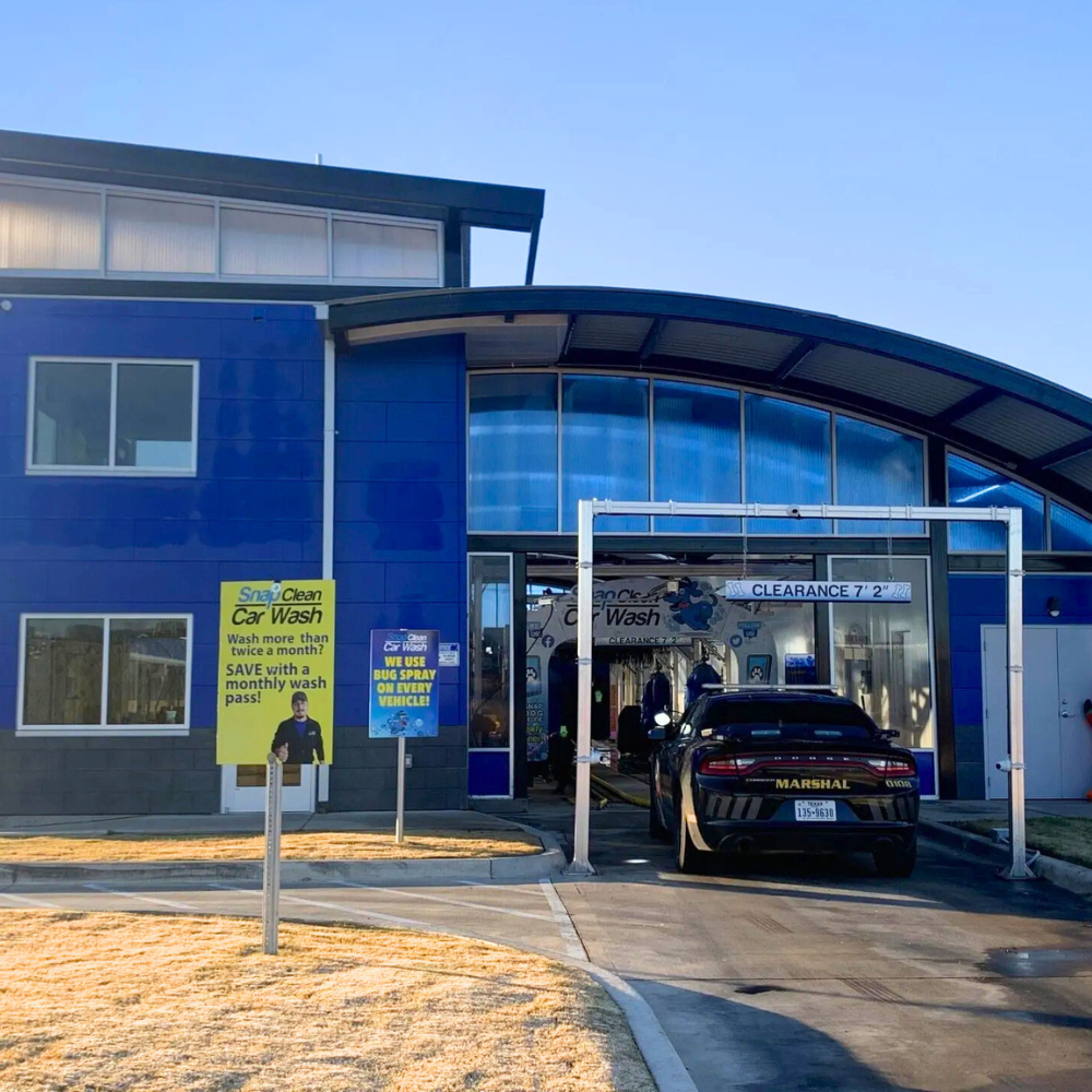 Snap Clean Car Wash in Ennis, TX (2)
