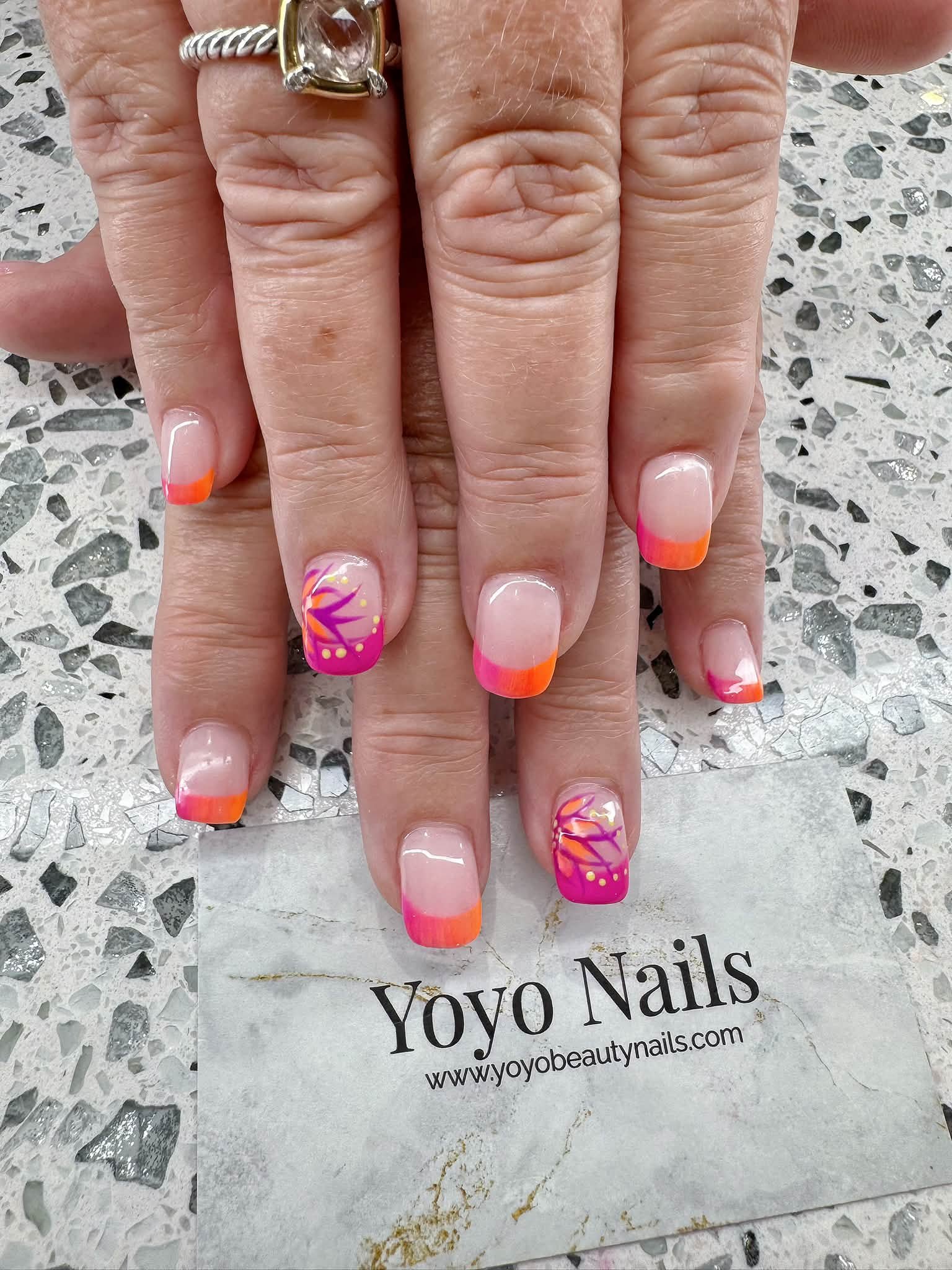 Yoyo Nails in Noblesville, IN (4)