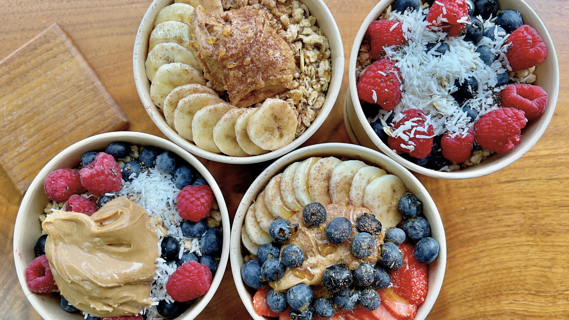 Juice & Berry in Roselle, IL