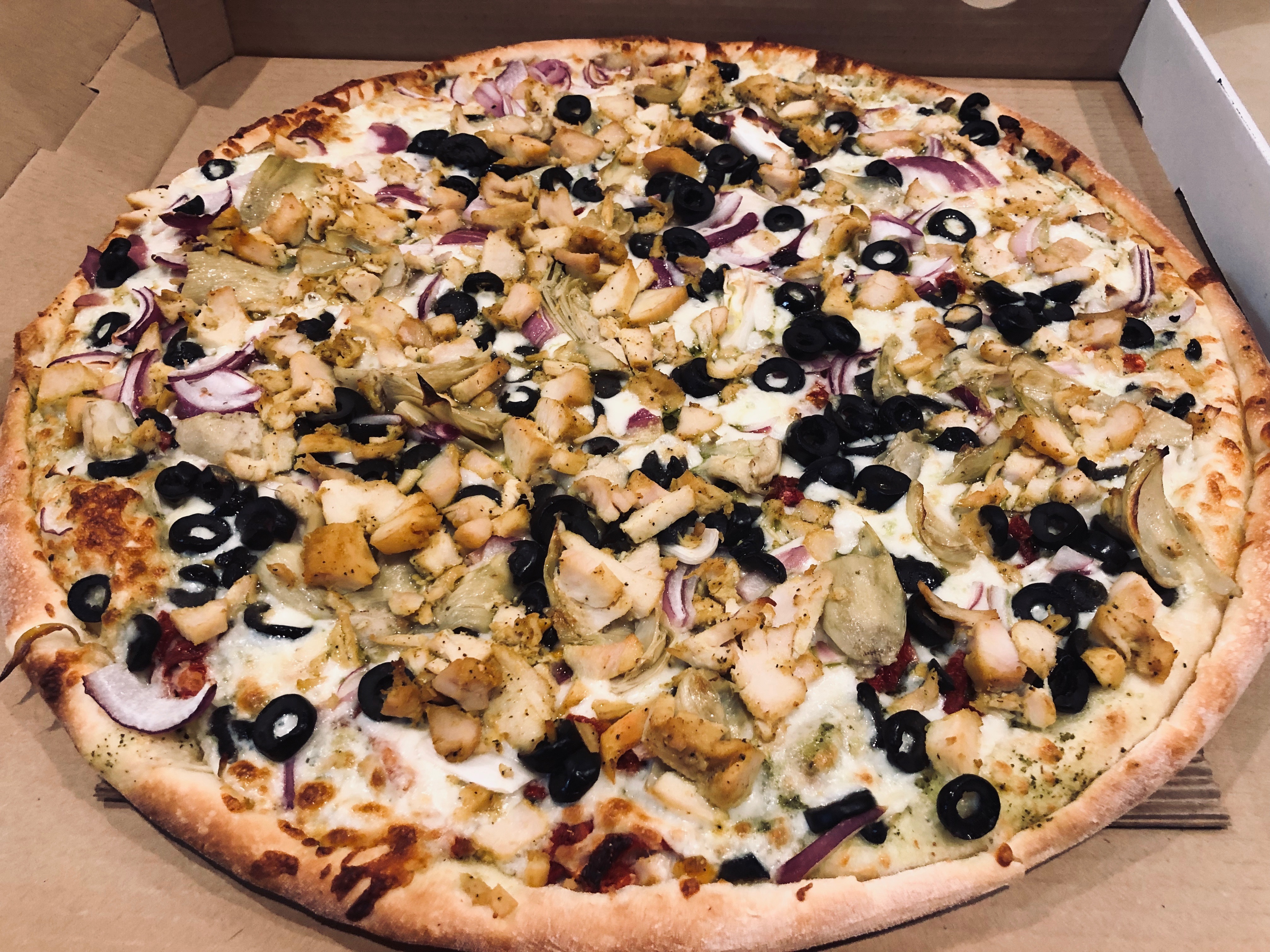 Stadium Pizza in San Jacinto, CA