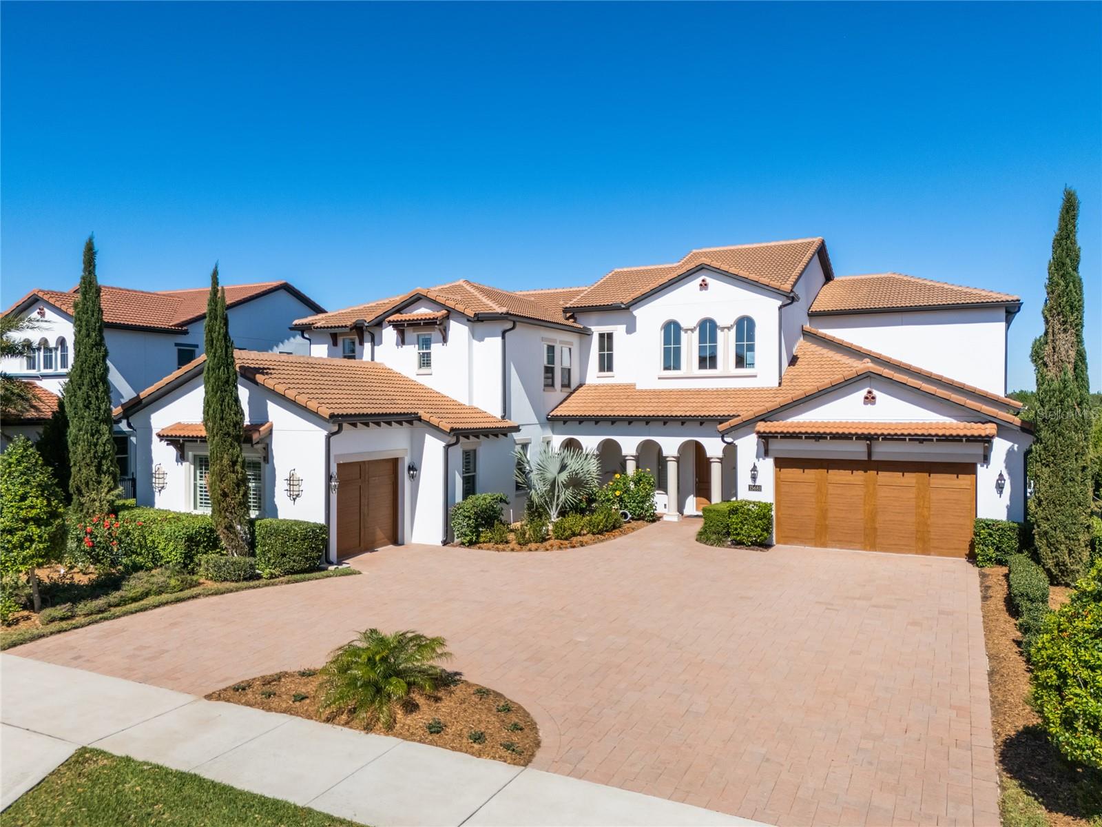 Aarohi Shah | Orlando REALTOR ® in Winter Garden, FL (5)