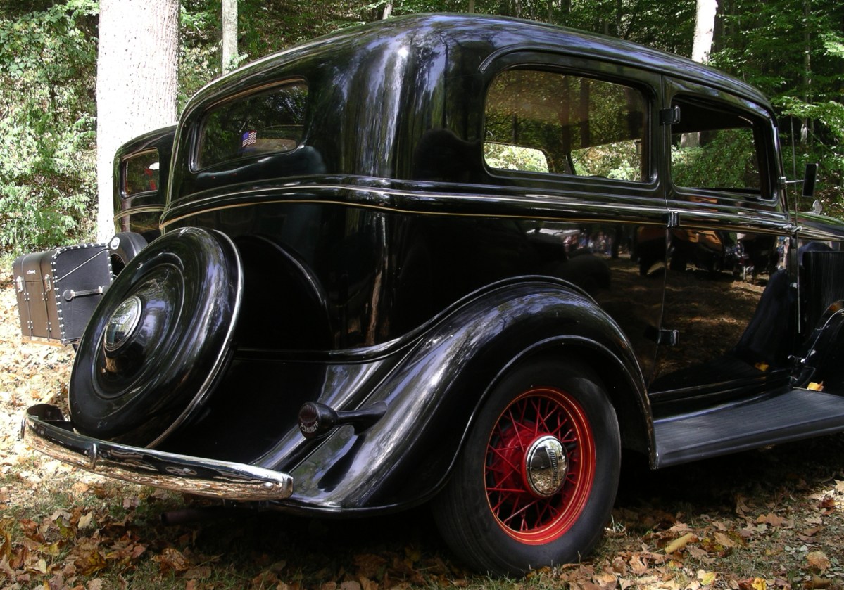 Tom's Auto Body & Service Center in Royersford, PA