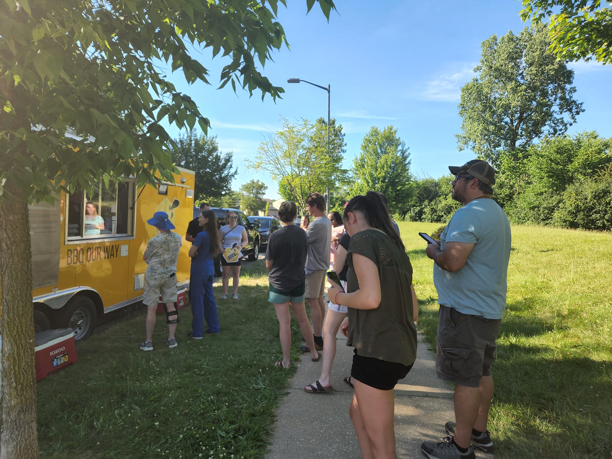 Lucky Beez Food Truck in Auburn Hills, MI
