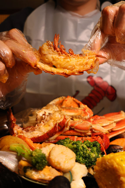 Pier 9 Seafood and Bar in Bolingbrook, IL (2)