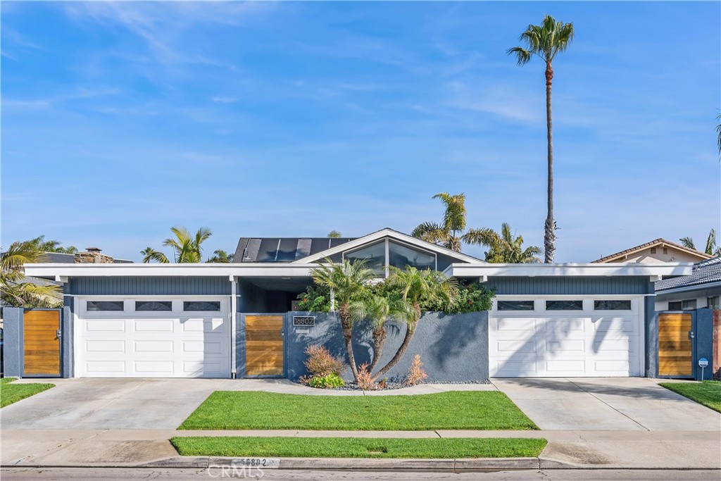 Mike Meyers Realtor | Coldwell Banker Realty in Huntington Beach, CA
