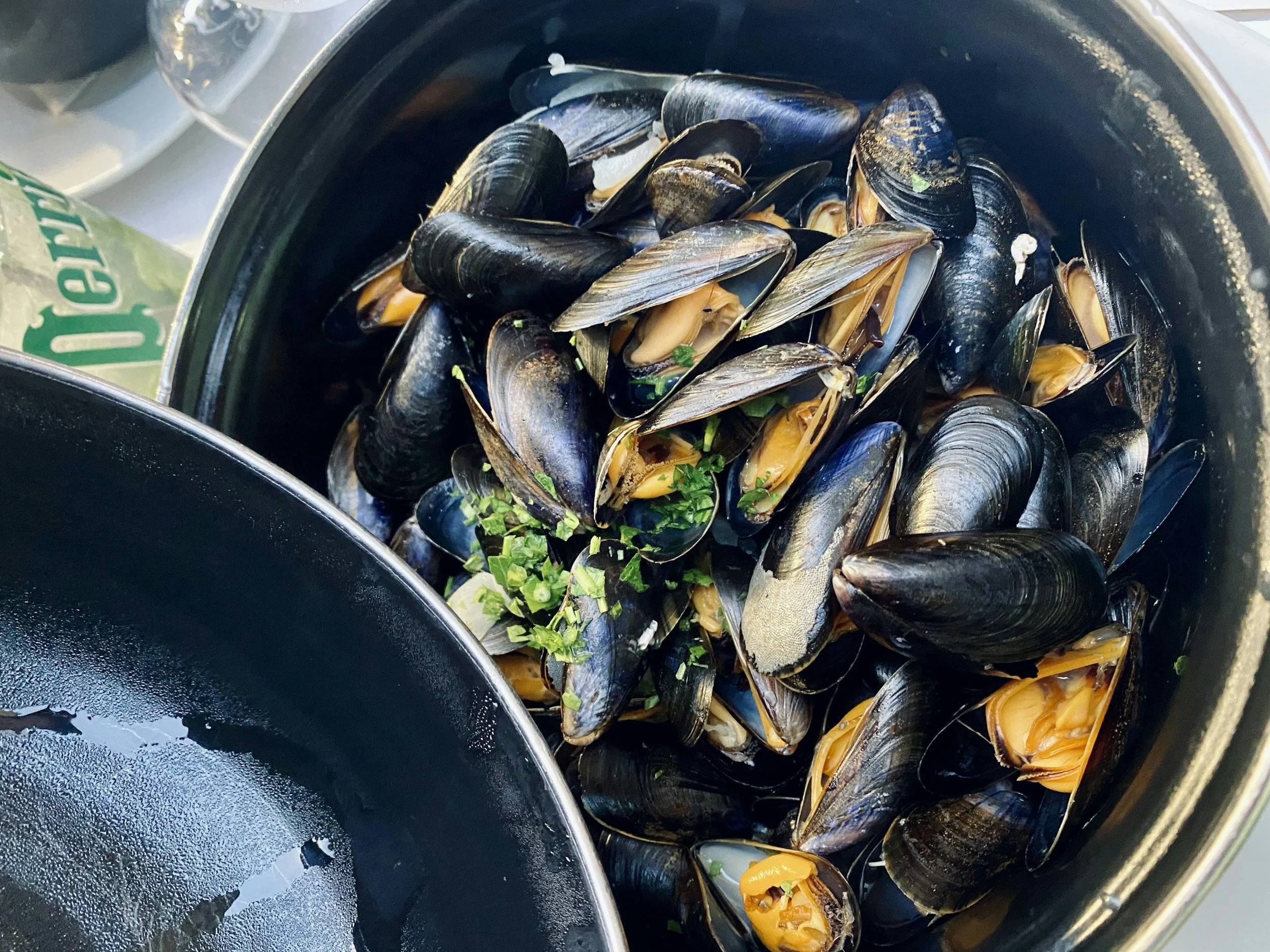 Whiskey & Water - Seafood and Bourbon Bar in Blue Ridge, GA (3)