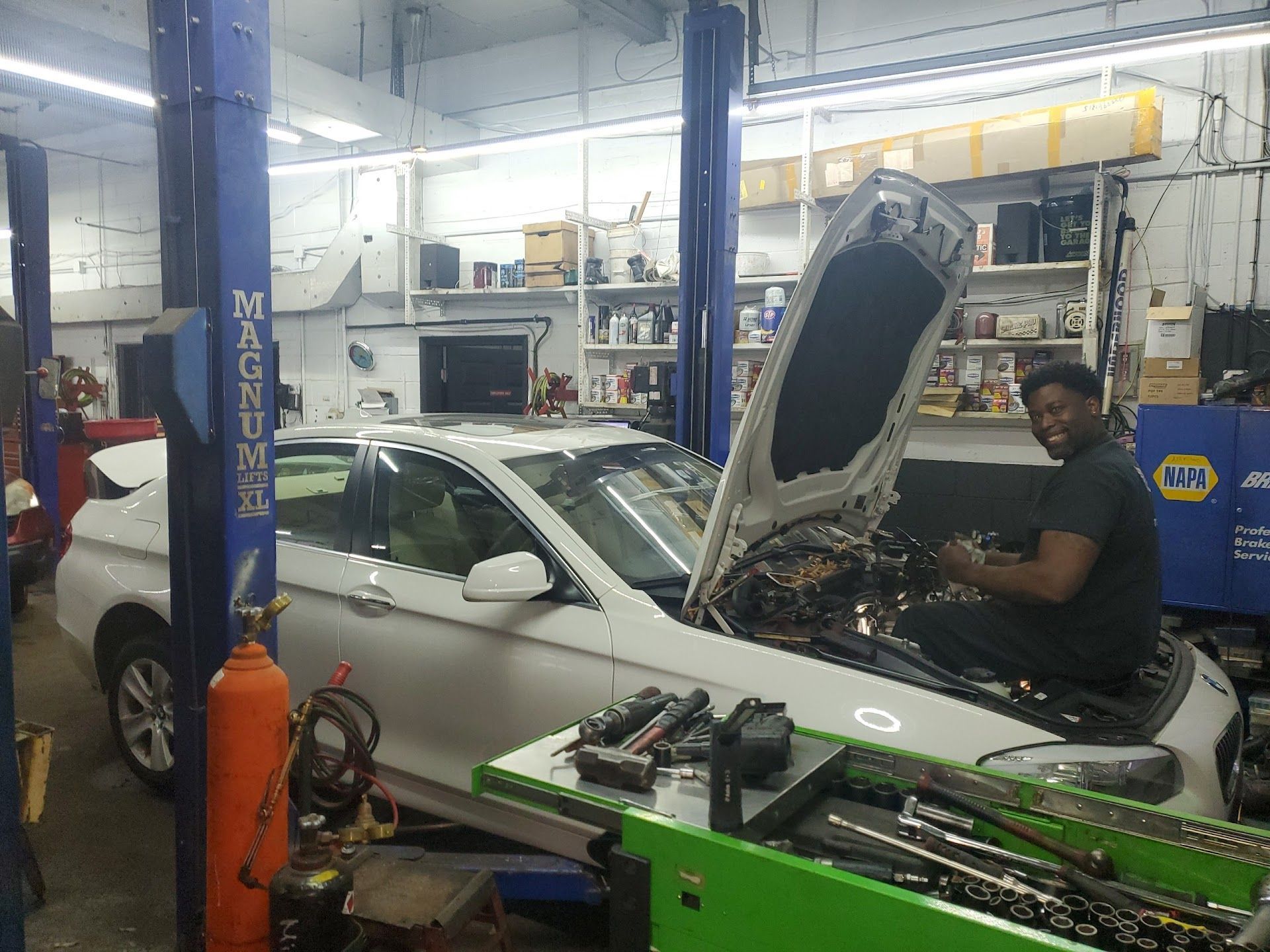 Eric's Premier Auto Center in Sayreville, NJ