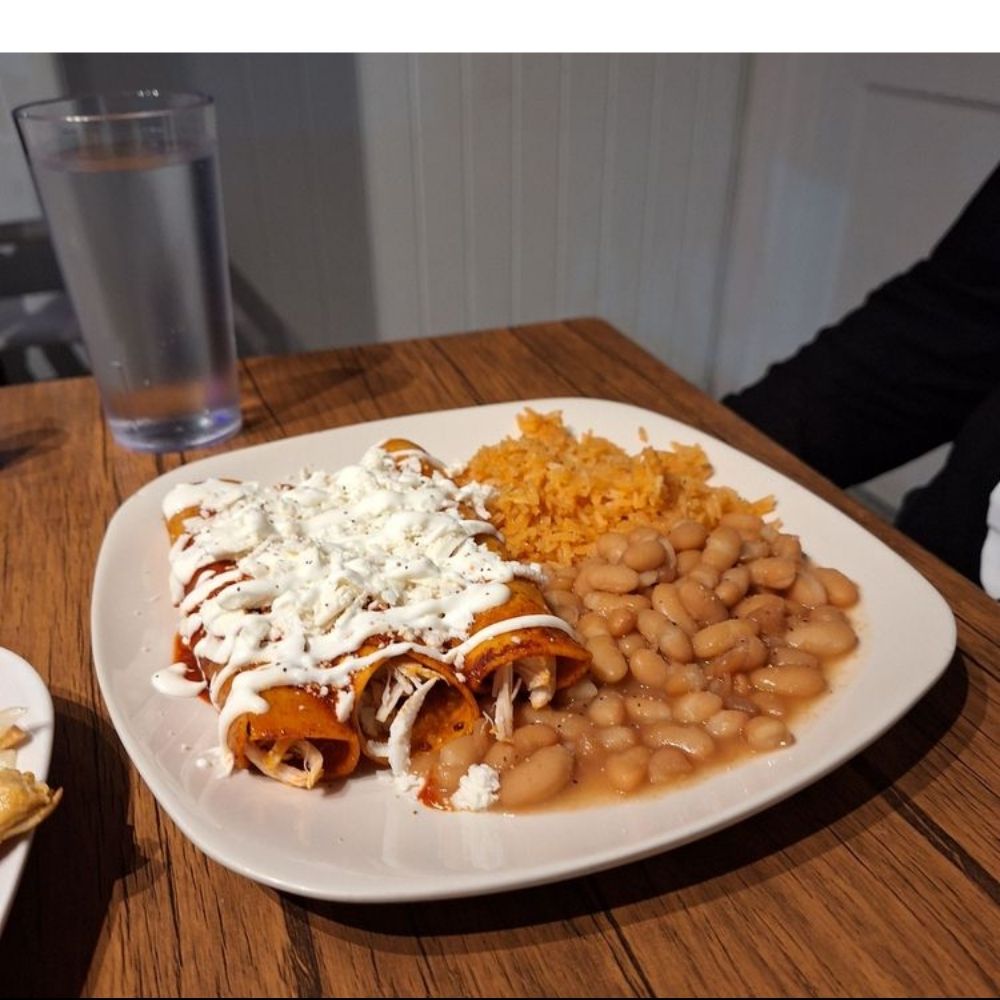 Taquería La Gloria in Fort Bragg, CA (3)