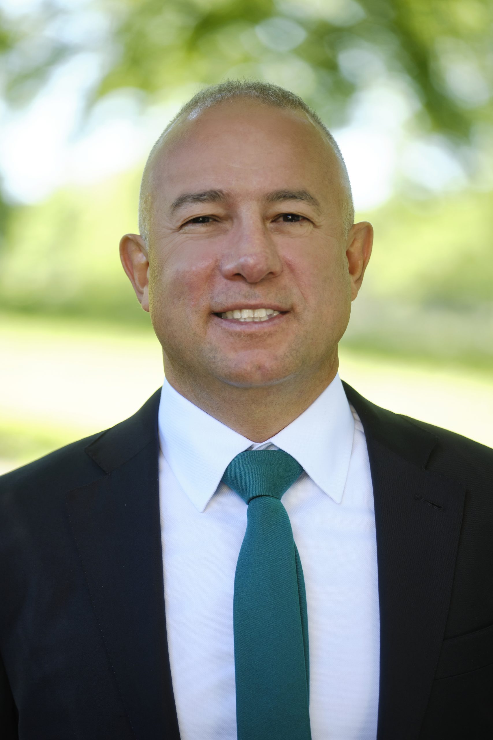 Xzeller Realty, Manuel Vargas Broker & Owner in Fresh Meadows, NY