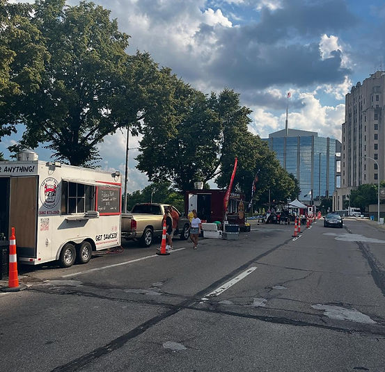 The Saucy Swine Food Truck in Auburn Hills, MI (5)