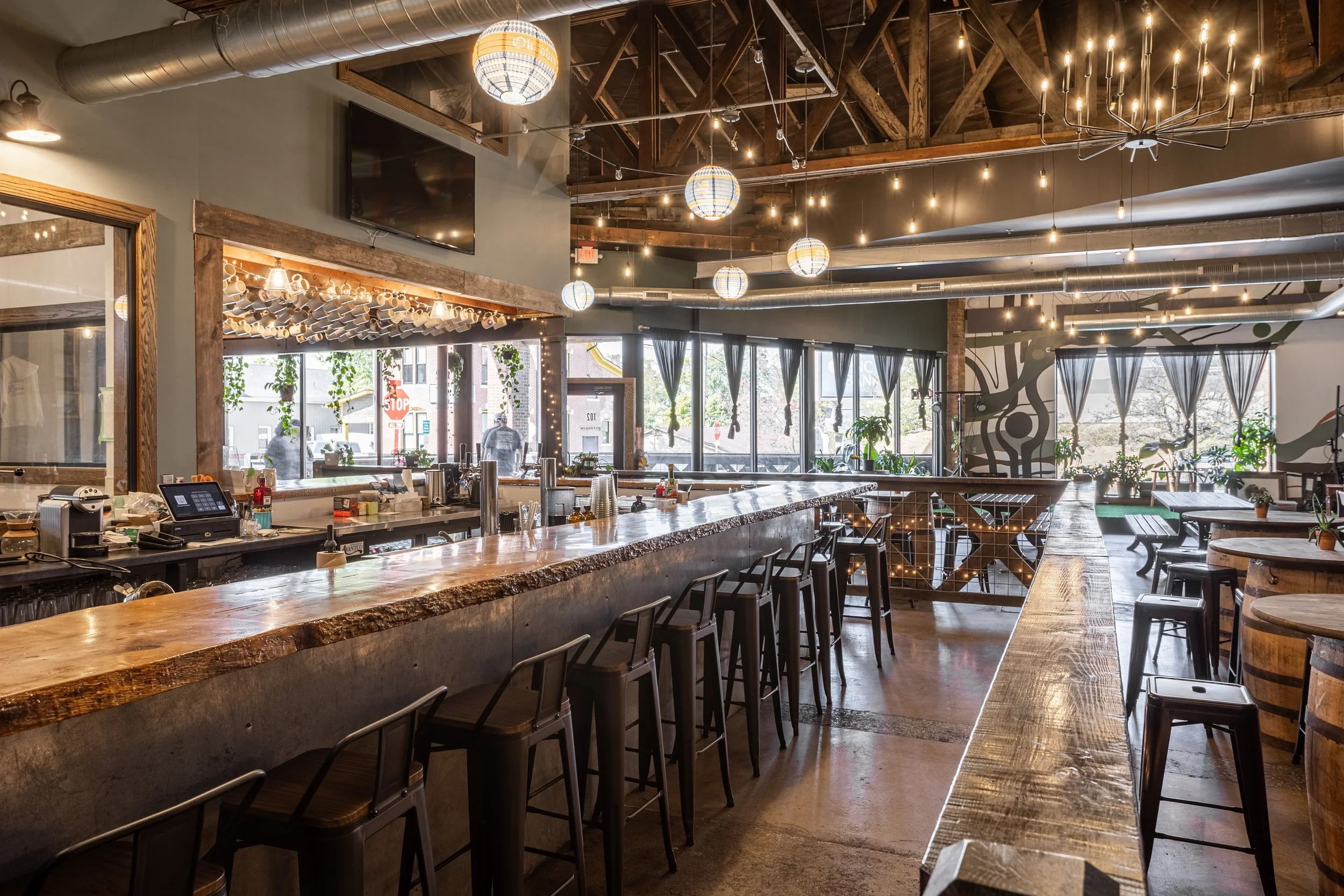 Lost Hollow Beer Co. in Greencastle, IN (3)