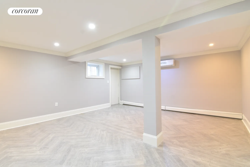 Shabir Ahmad - Licensed Real Estate Agent in Brooklyn, NY in Brooklyn, NY (6)