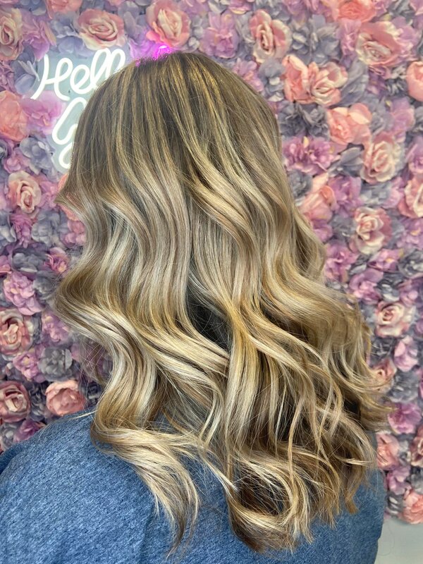 Hair 2 Dare in Fraser, MI
