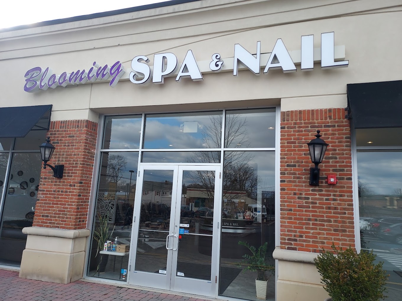 Blooming Spa & Nail in Florham Park, NJ