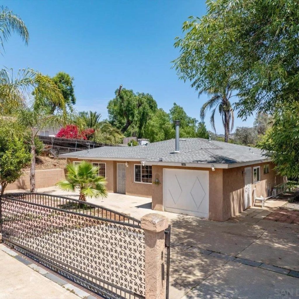 Brush Realty in Escondido, CA (2)