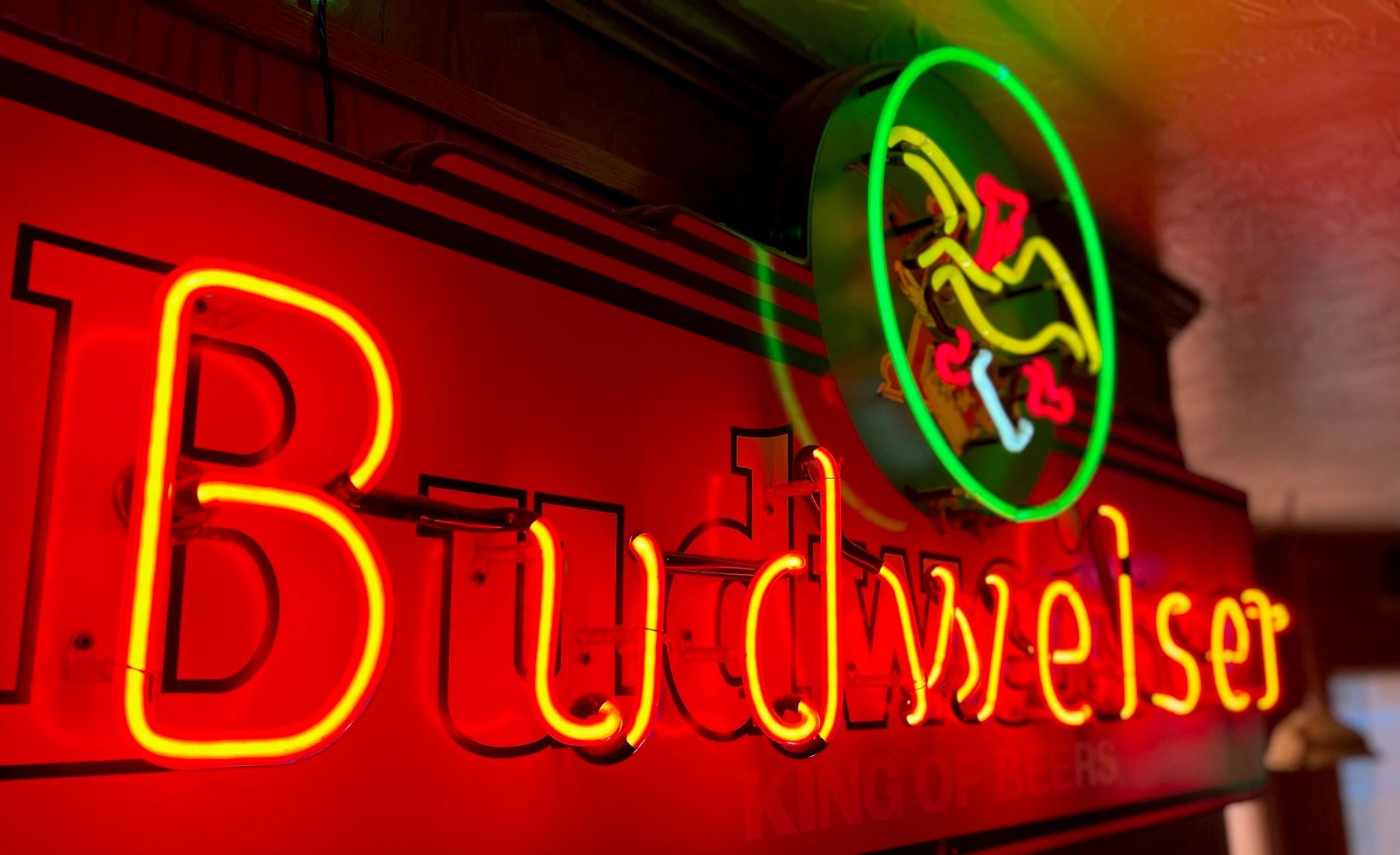 Highland Howie's Pub & Grill in Green Bay, WI