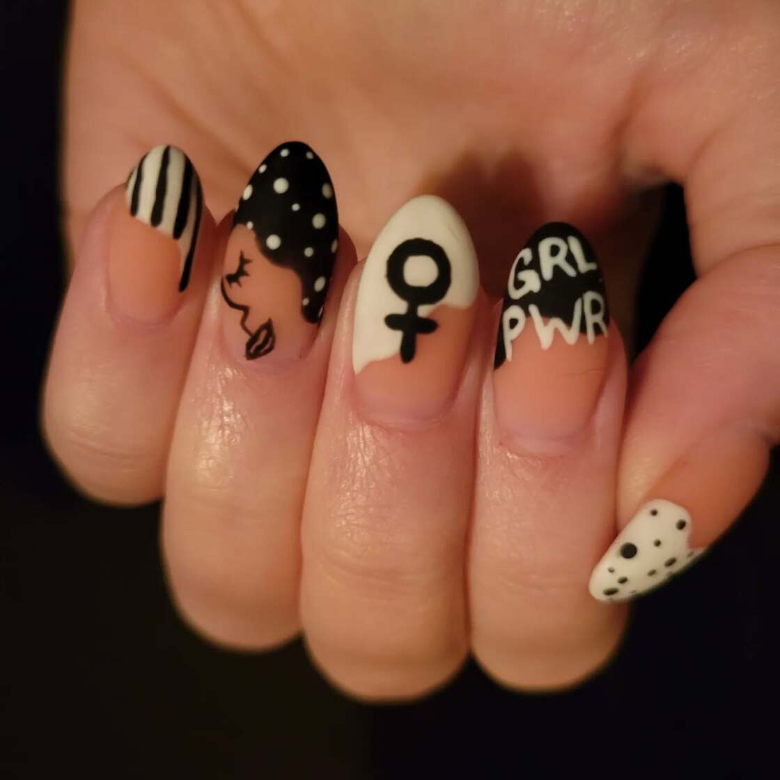 Black Cat Nail Design in Indianapolis, IN (4)