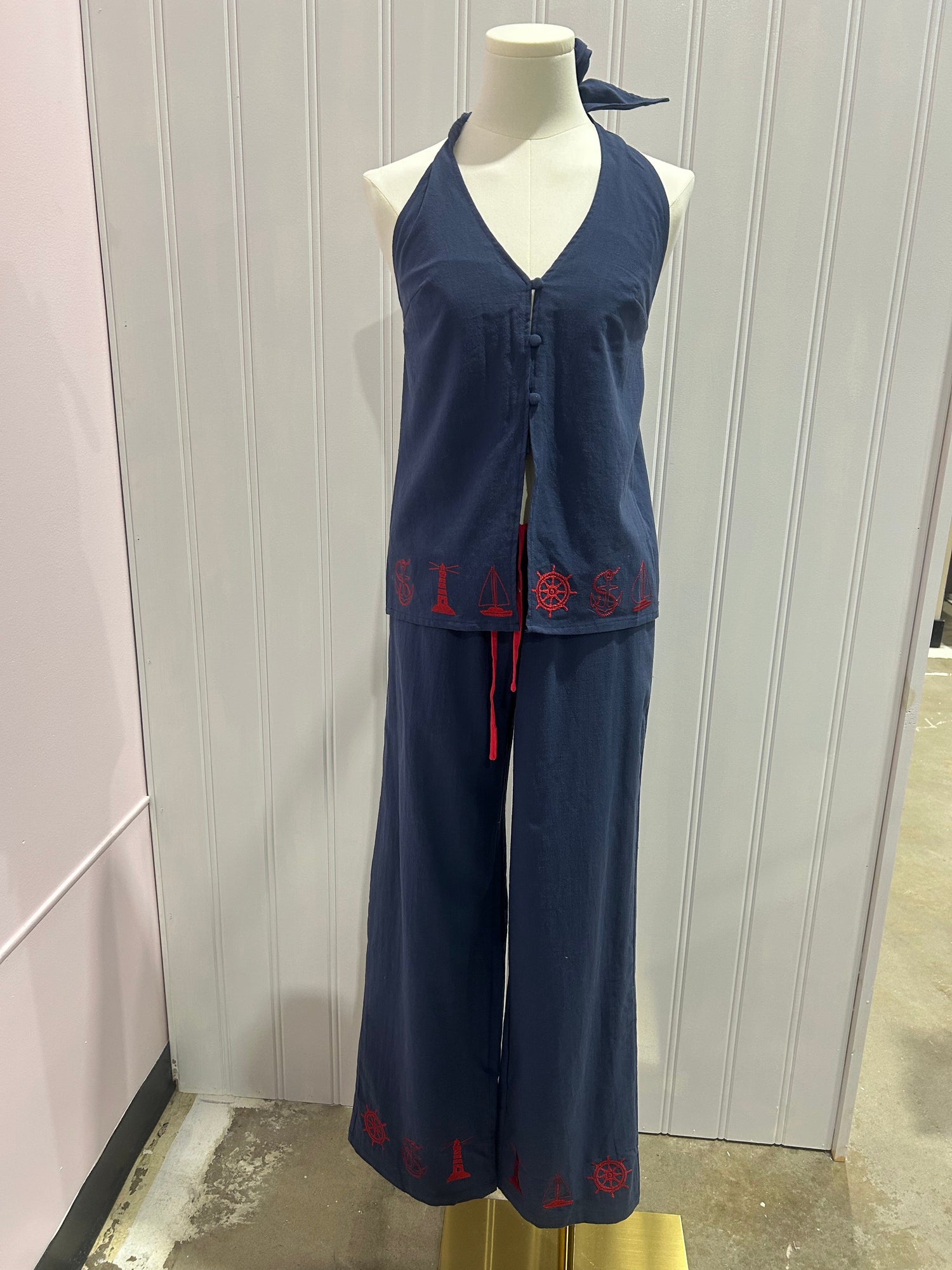 Uptown Girls Boutique in Forty Fort, PA (6)
