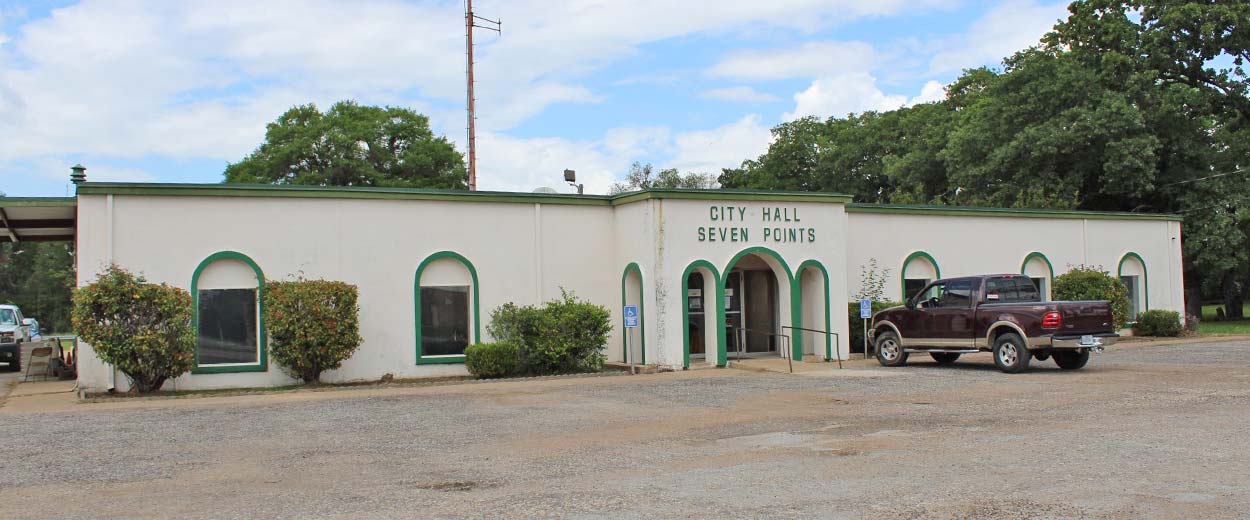 Seven Points City Hall in Seven Points, TX (4)