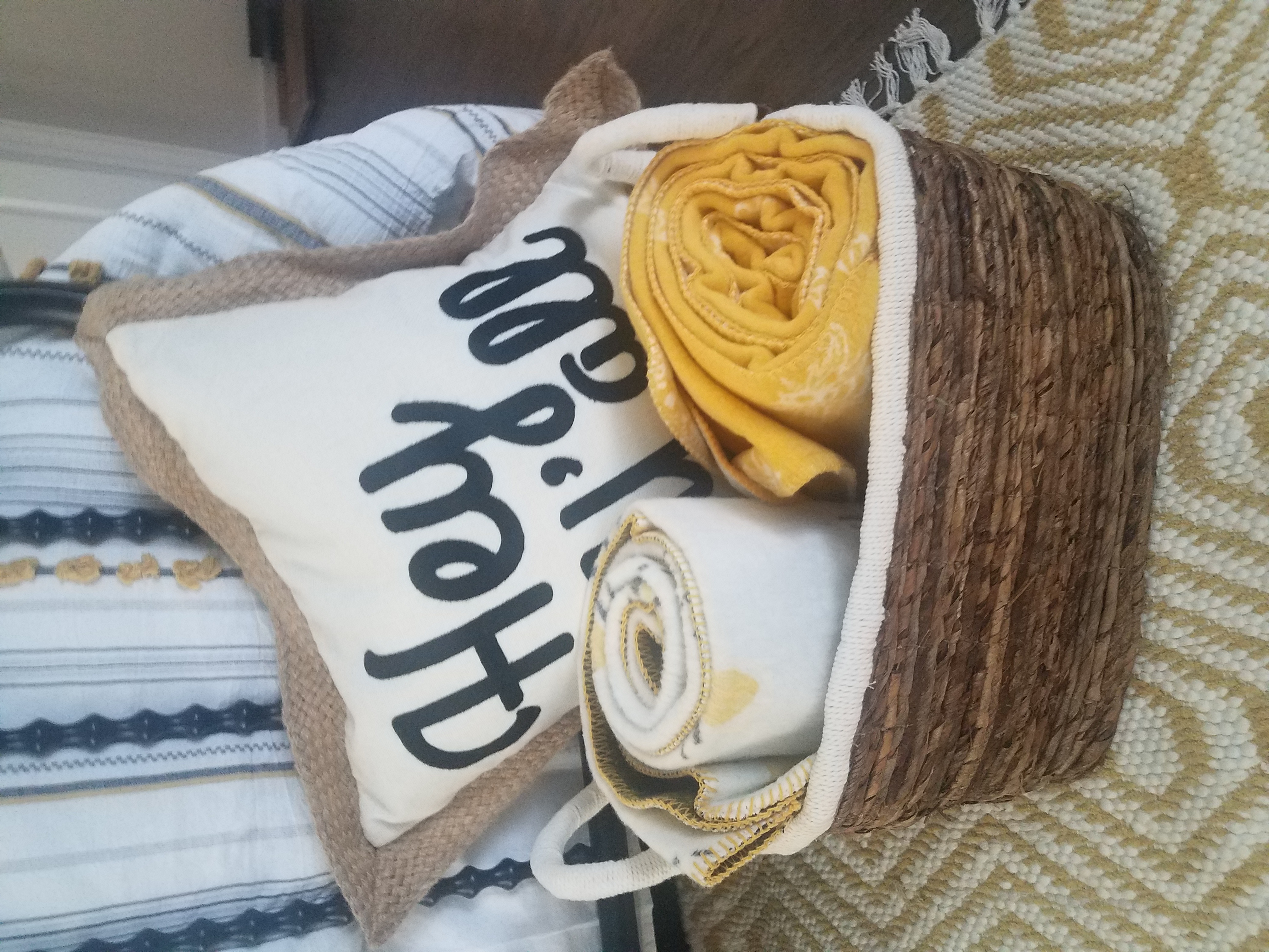 Table of Grace - Bed, Breakfast & Cafe in Clute, TX