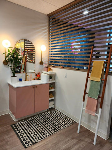 The Velvet Nail Lounge in Utica, MI (4)