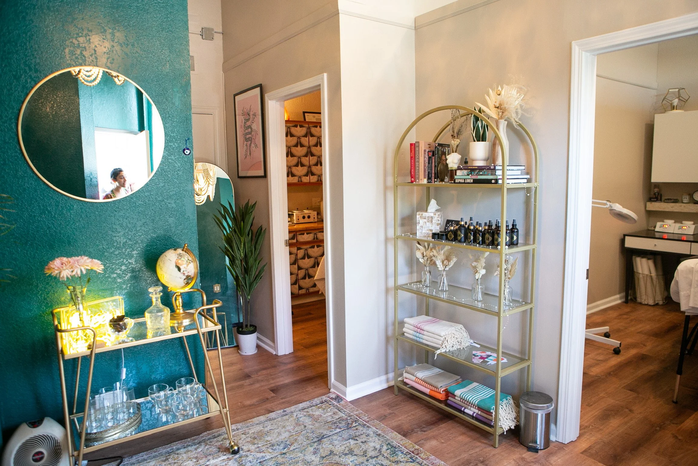 Luna Rising A Beauty Collective in Pacifica, CA (3)