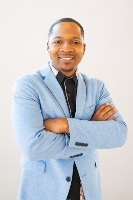 Taj Taylor Real Estate Broker in Crown Point, IN (3)