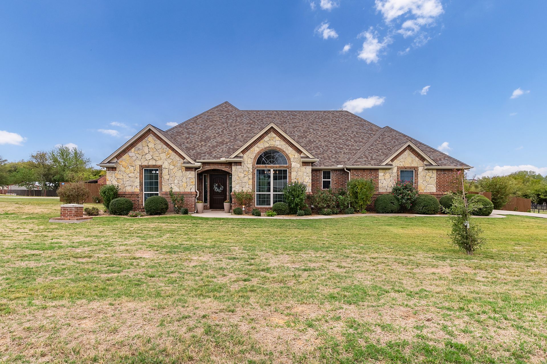 Lesa Newbitt, Realtor® | Real Broker, LLC in Boyd, TX (6)