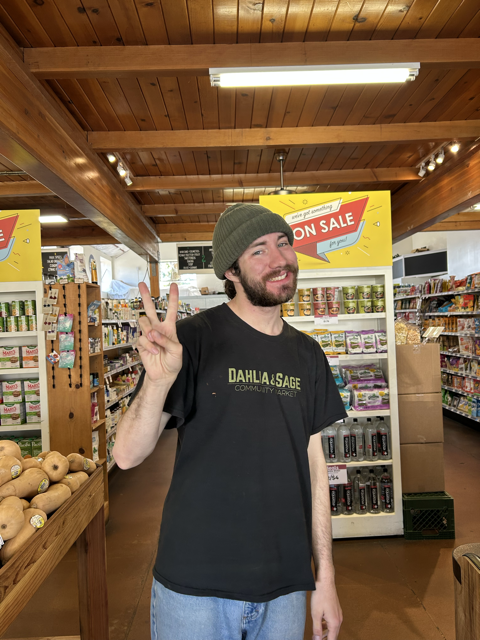Dahlia & Sage Community Market in Cloverdale, CA (5)