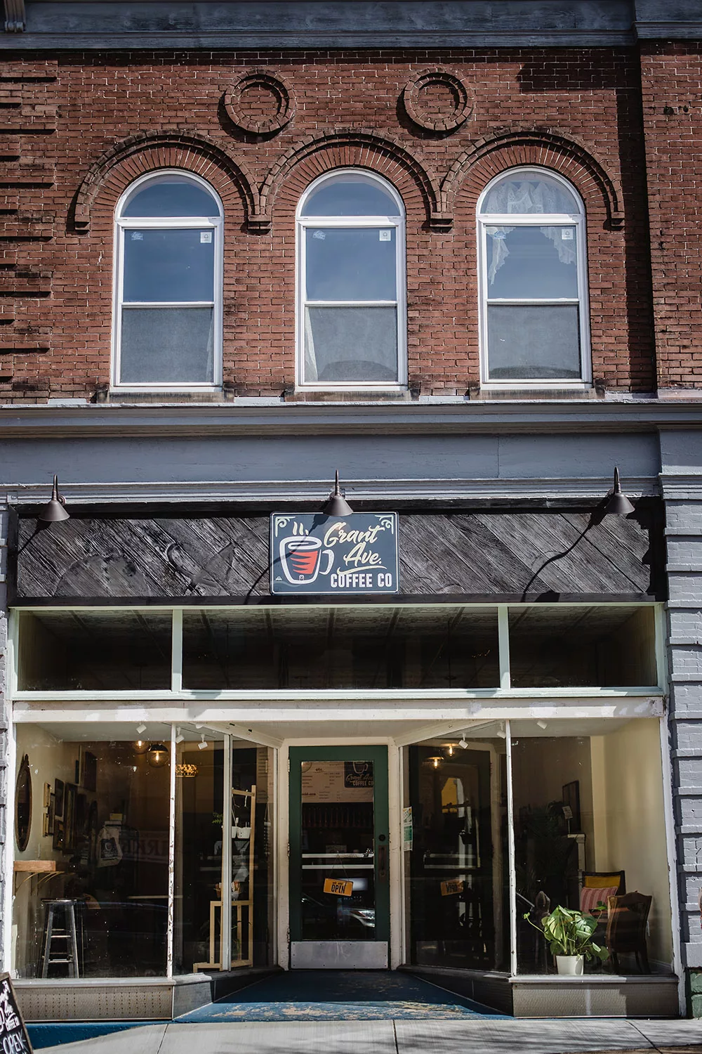Grant Avenue Coffee Co in Vandergrift, PA