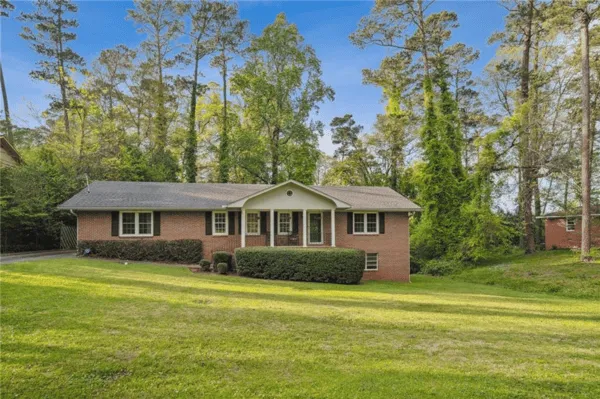 Marcia Wright, Best Realtor Douglasville GA - Luxury of the South Team in Douglasville, GA (6)