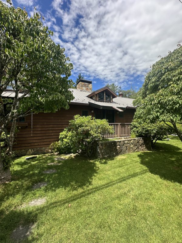 Chambers Realty & Vacation Rentals in Highlands, NC