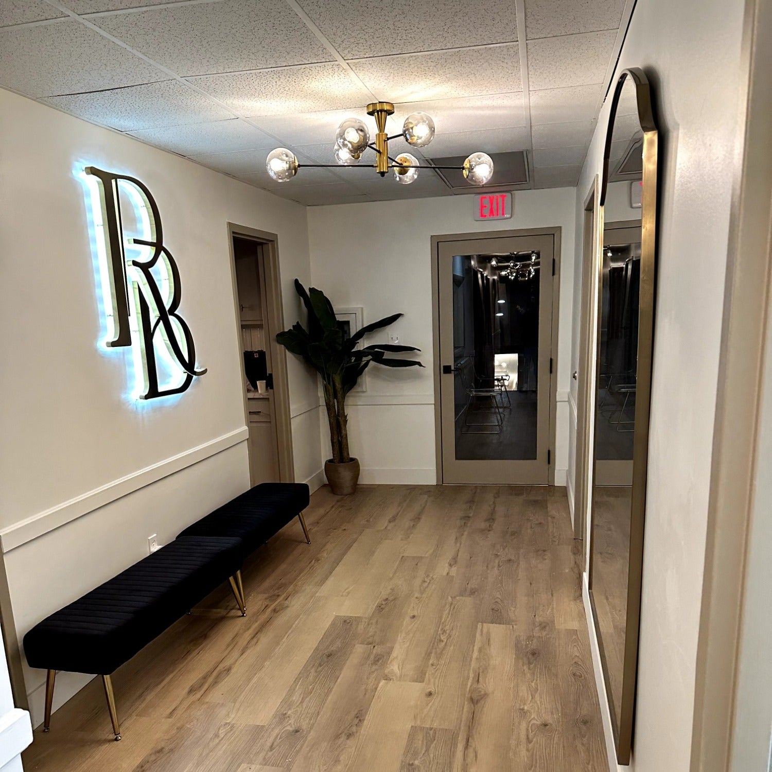 Raw Beauty Studios in Hampton, VA (2)