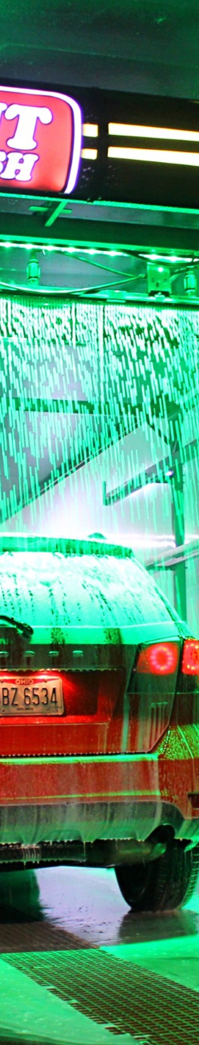 Radiant Shine Wash in Uhrichsville, OH (6)