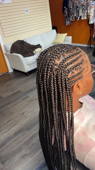 Muna Hair Braiding in Cleveland, OH (2)