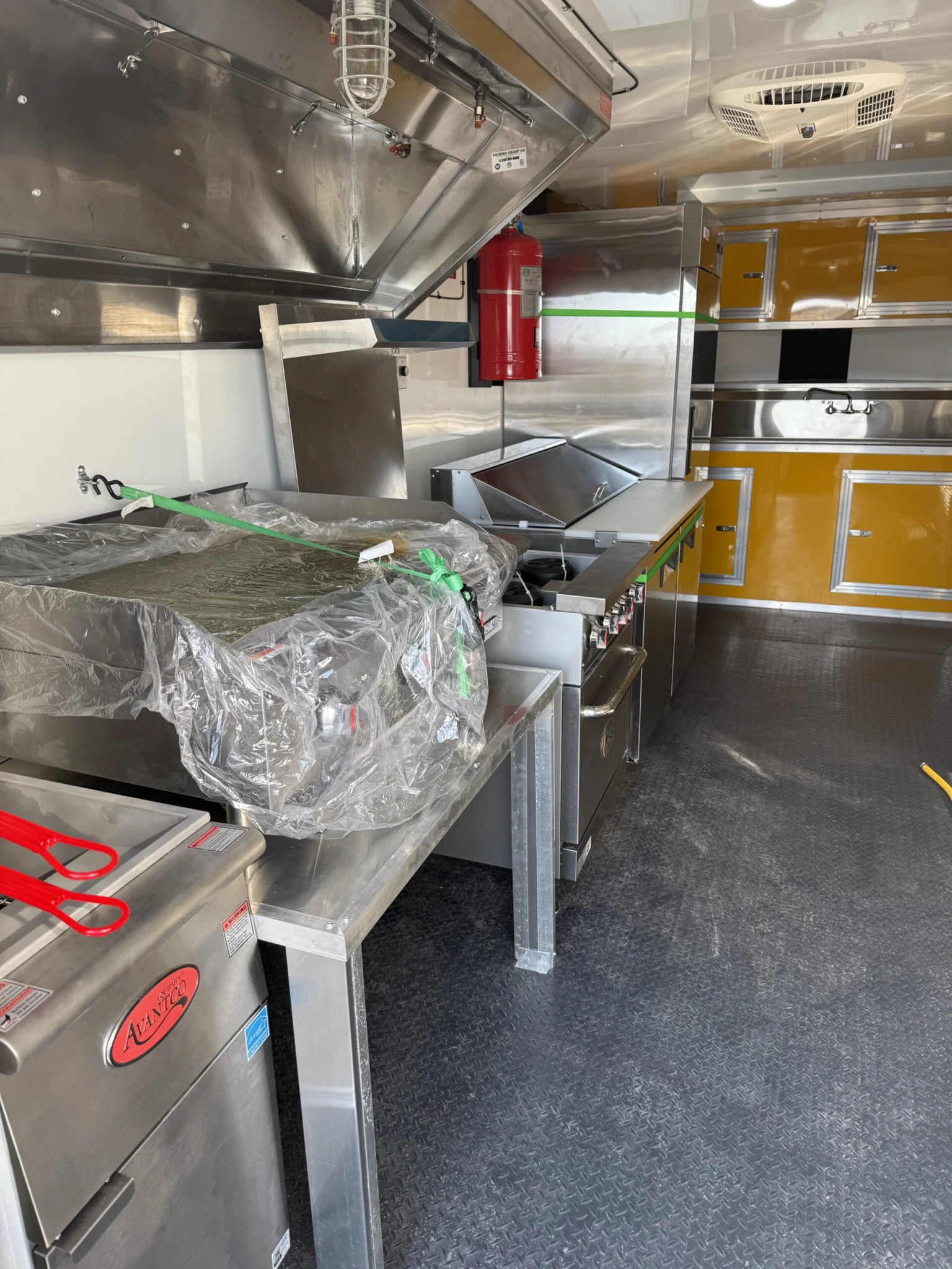 Hunt's Custom Cargo in Douglas, GA (3)