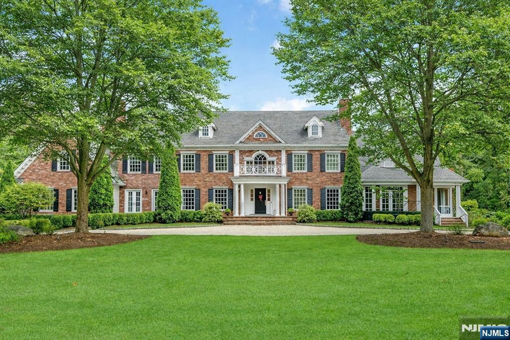 Golden Image Realty in Garfield, NJ (6)