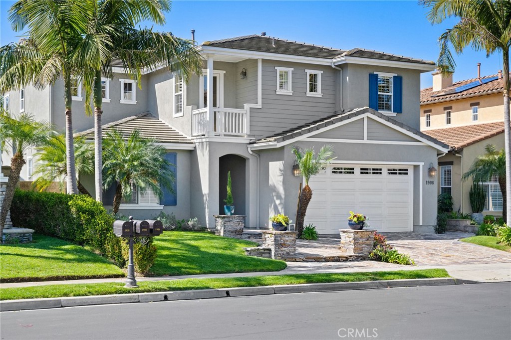 Michelle Mayer Realtor in Laguna Niguel, CA (3)