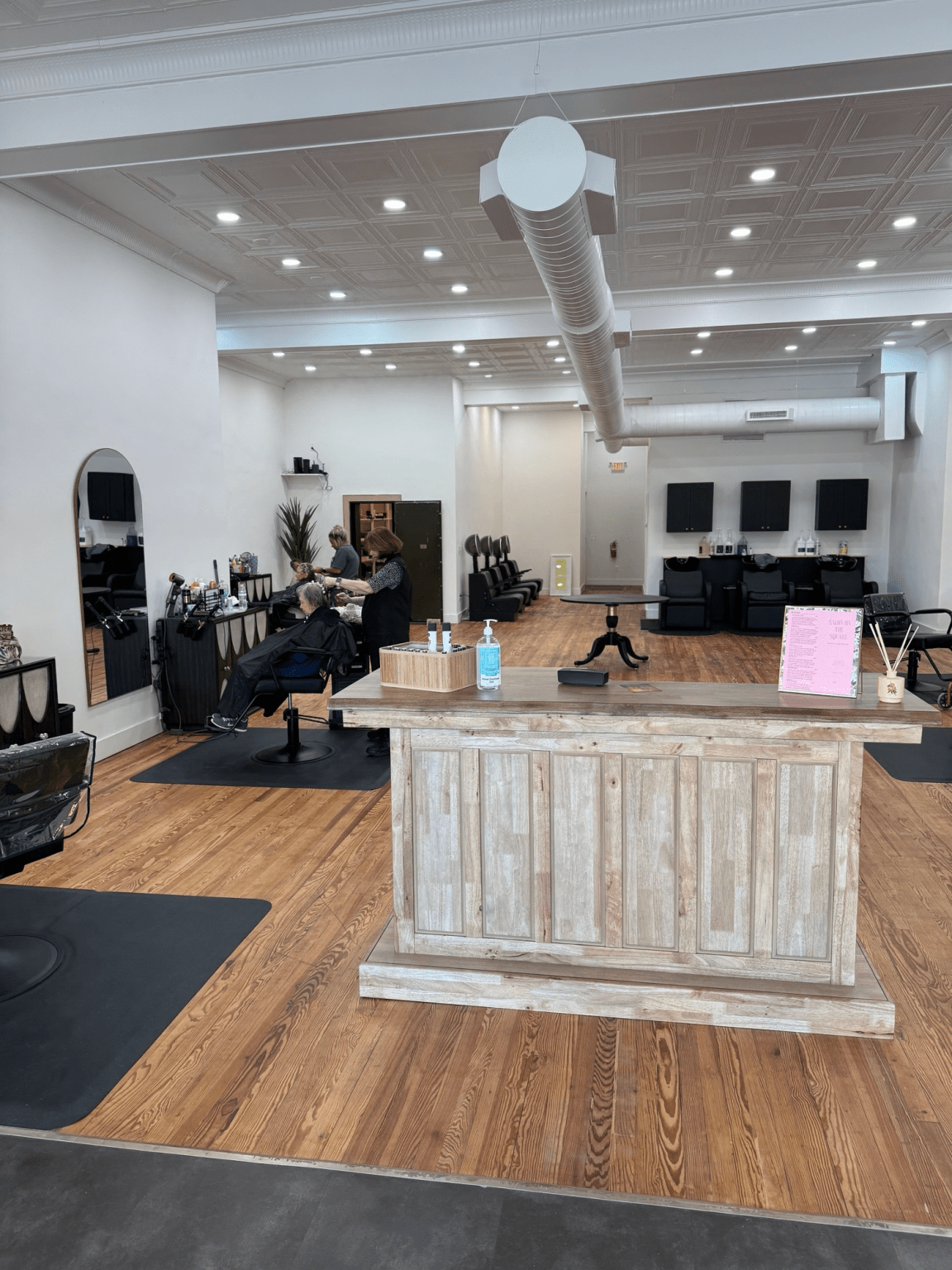 Salon On The Square in Belton, SC