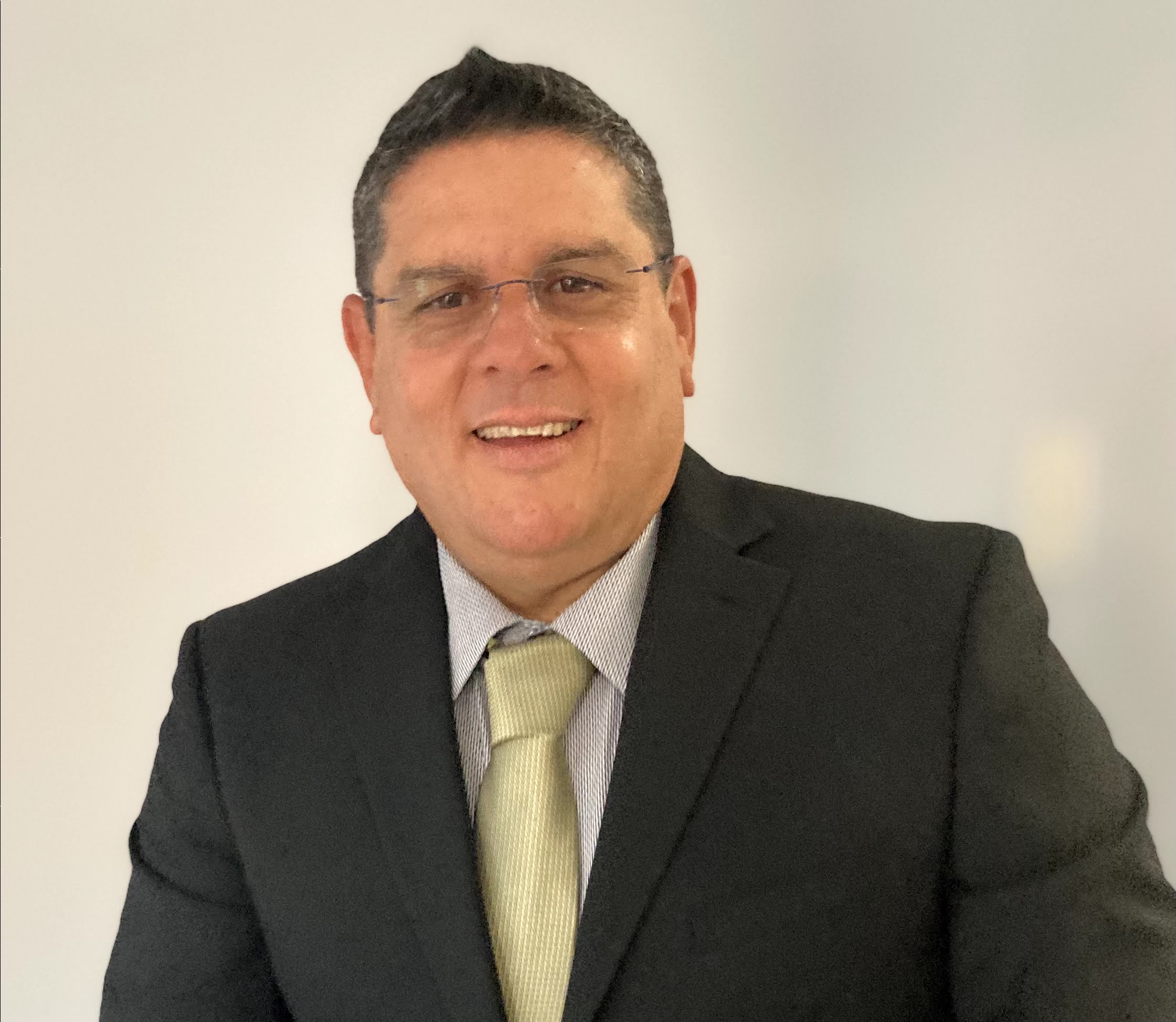 MEmelianR Accounting & Tax Preparer in Cutler Bay, FL