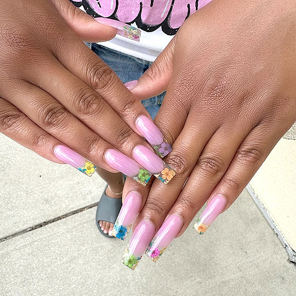 Custom Nails Spa in Waldorf, MD (2)